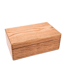 Load image into Gallery viewer, closed-lid quad oak recipe card holder